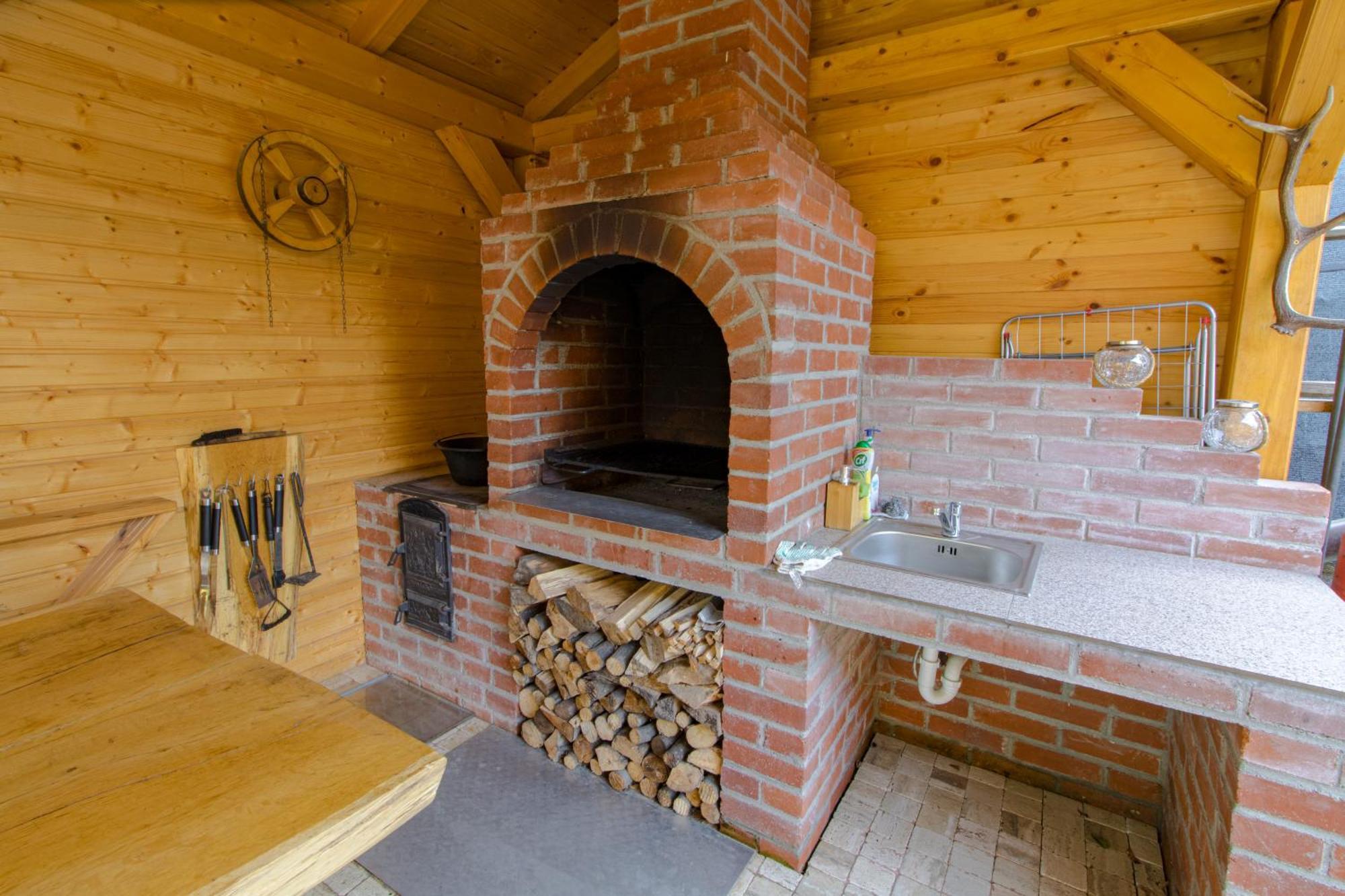 Bear'S Lair Chalet Porumbacu de Sus Exteriér fotografie